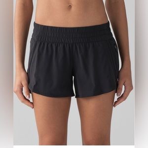 Lululemon Tracker Short V *4" Black Size 12
